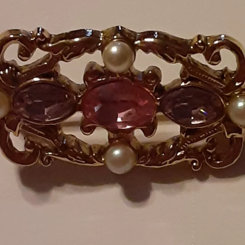 Gold-tone Brooch